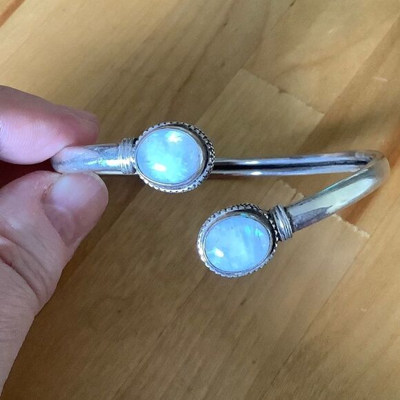 Sterling SILVER 925 MOON STONE BANGLE WOMAN BRACELET​​ - Picture 2 of 9